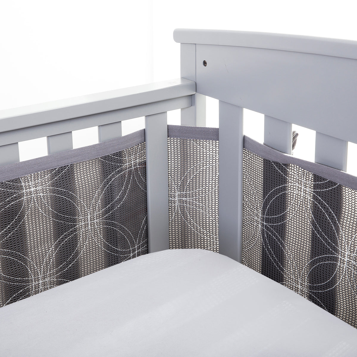 Breathable™ Mesh Liner for Full-Size Cribs, Deluxe 4mm Mesh, Gray Link –  BreathableBaby