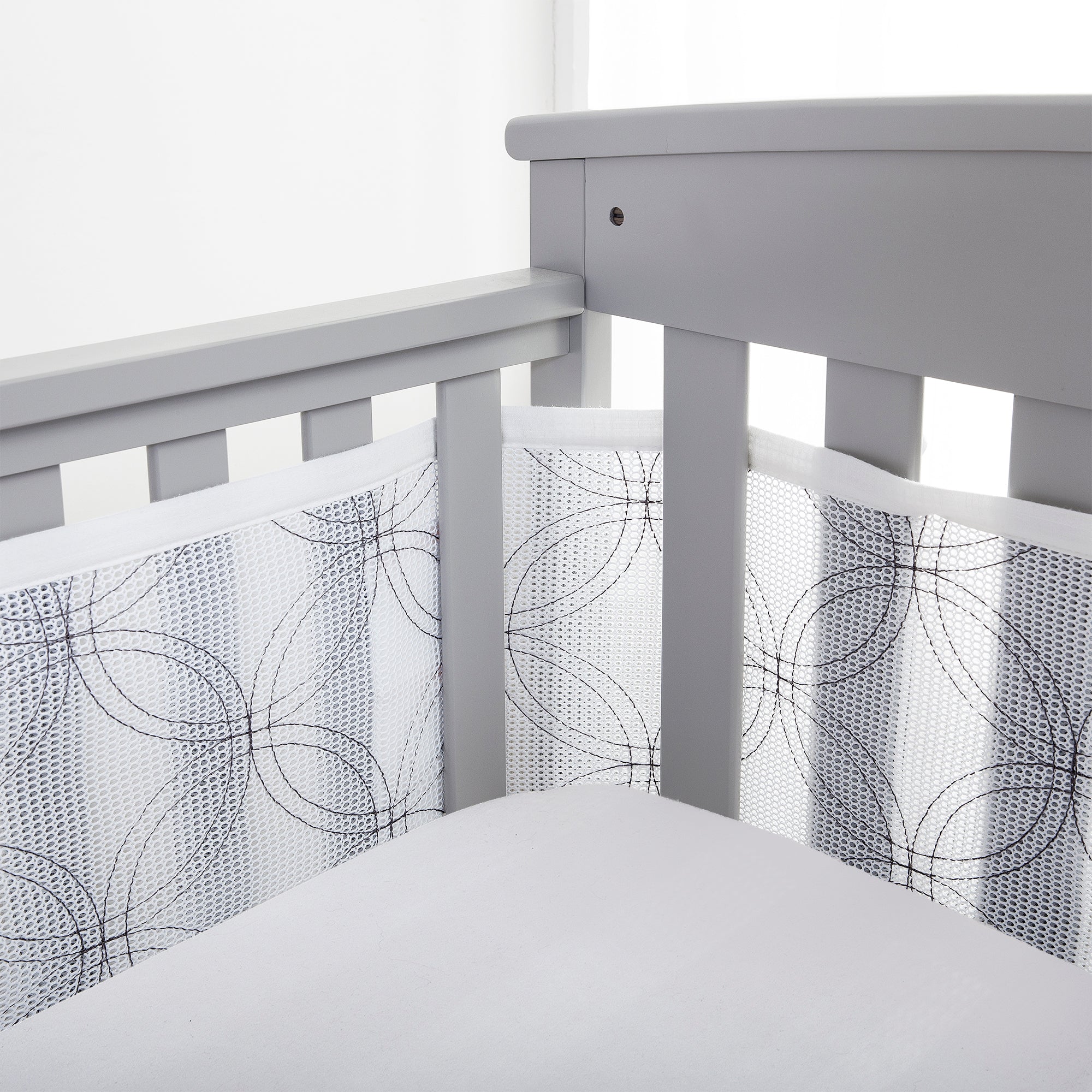 Breathable™ Mesh Liner for Full-Size Cribs, Deluxe 4mm Mesh, White Lin –  BreathableBaby